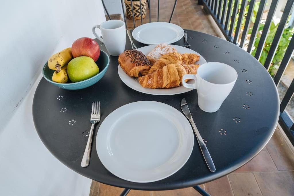 New Apartment In Traditional Building Of The XVI Century Siviglia Esterno foto